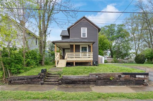 200 19th St Nw, Barberton, OH, 44203-7015 | Card Image