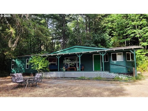 1097 Lees Creek Rd, Myrtle Creek, OR, 97457-9657 | Card Image