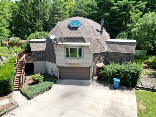 21783 Pitts Rd, Wellington, OH, 44090-9431 | Card Image