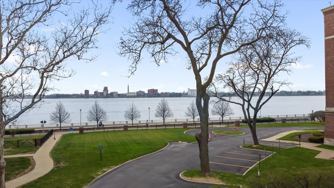 APT-29 - 200 River Place Dr, Condo with 2 bedrooms, 3 bathrooms and null parking in Detroit MI | Image 47