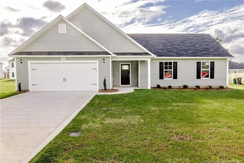 65 Commander Cir, Parkton, NC, 28371-2107 | Card Image