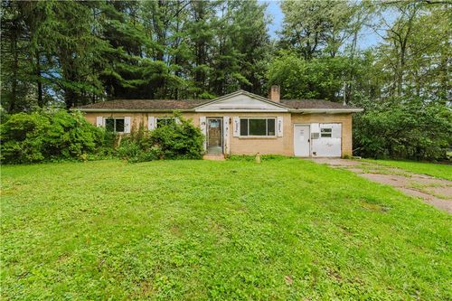 538 Steiner Bridge Rd, Valencia, PA, 16059-3640 | Card Image