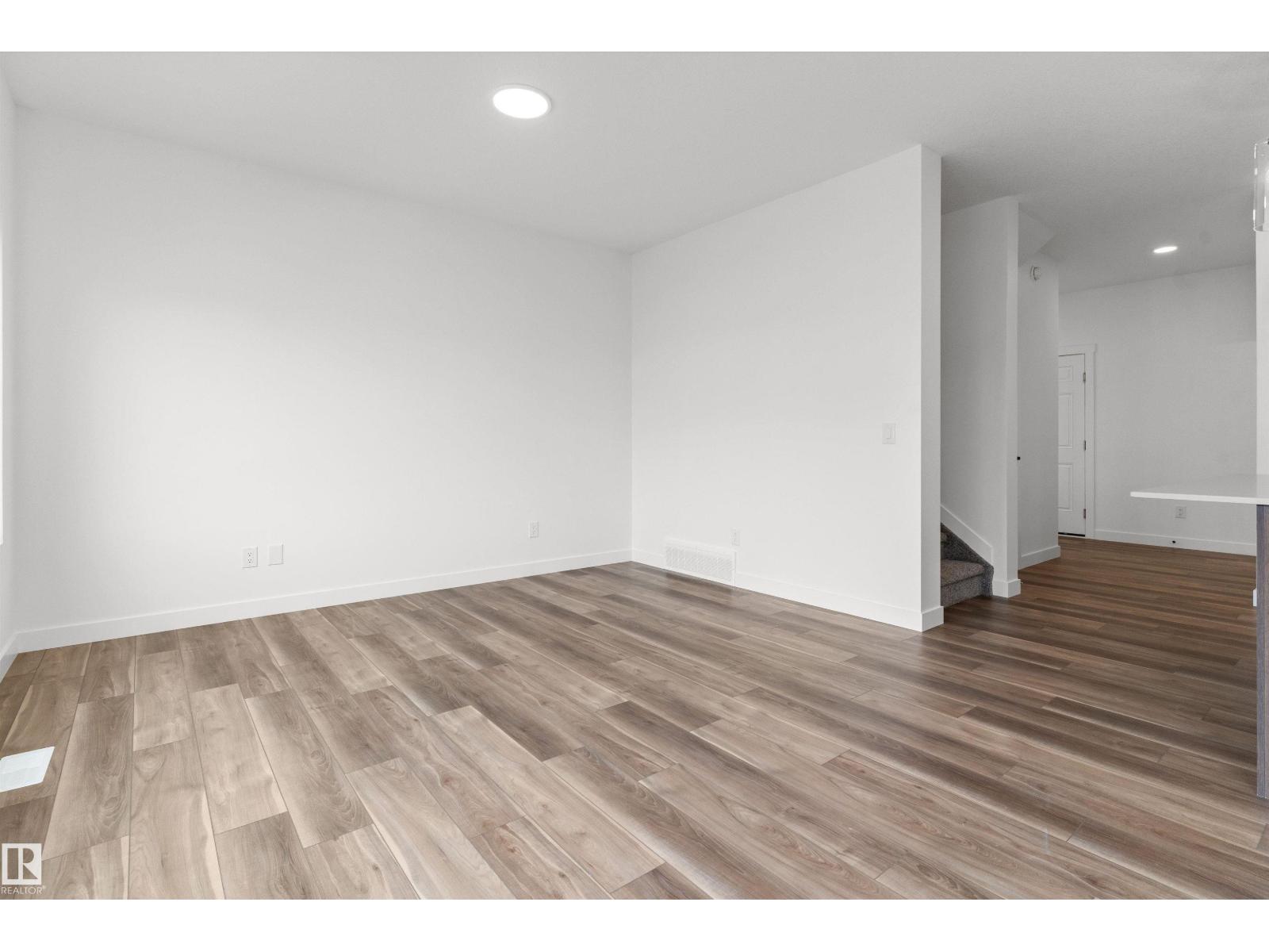 Residential in Stony Plain 5