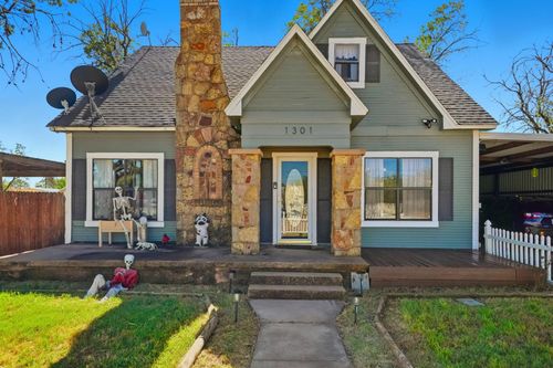 1301 S 3rd, Merkel, TX, 79536-4924 | Card Image