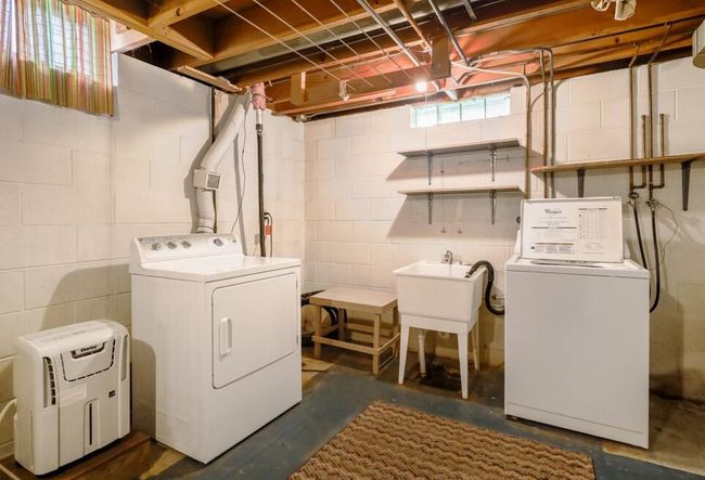1313 S 26 Th St, House other with 3 bedrooms, 1 bathrooms and null parking in Manitowoc WI | Image 23