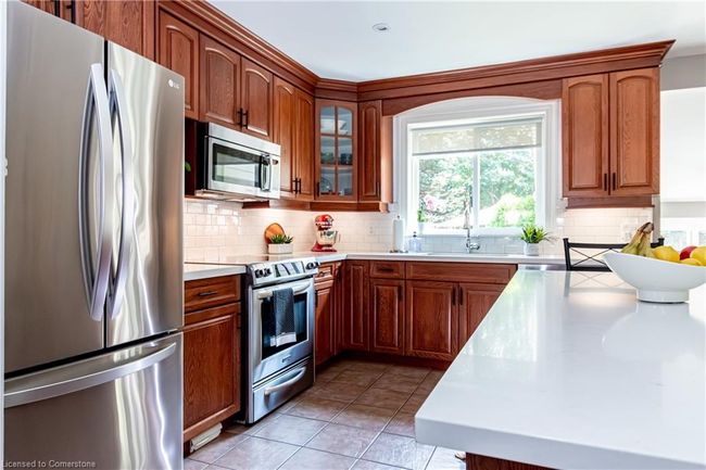 66 Garden Ave, House other with 4 bedrooms, 3 bathrooms and 4 parking in Ancaster ON | Image 12