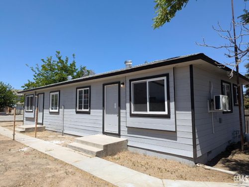 708 Pierce St, Taft, CA, 93268-1523 | Card Image