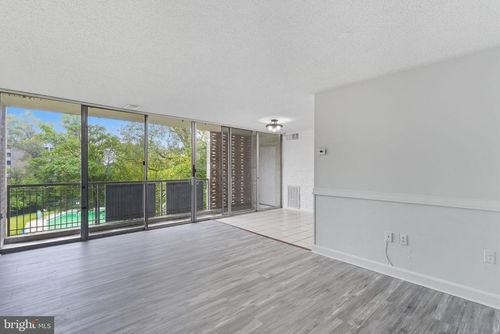 apt-104-1822 Metzerott Rd, ADELPHI, MD, 20783-5142 | Card Image
