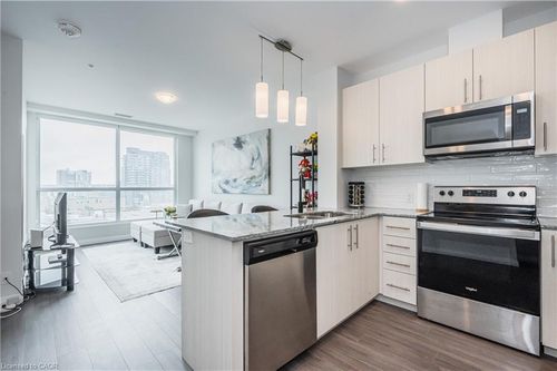 710-104 Garment St, Kitchener, ON, N2G0C8 | Card Image