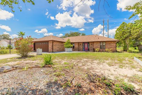 1878 S Old Mill Dr, Deltona, FL, 32725-3631 | Card Image