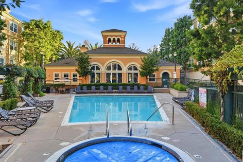 apt-248-1390 Saddle Rack St, San Jose, CA, 95126-5115 | Card Image