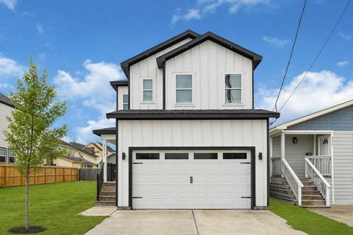 3513 Omega St, Houston, TX, 77022-5236 | Card Image