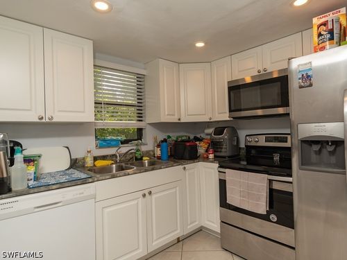 unit-204-1480 Green Valley Cir, NAPLES, FL, 34104-4635 | Card Image