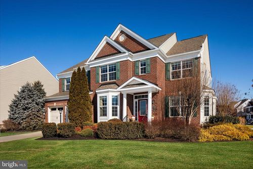 42134 Autumn Rain Cir, BRAMBLETON, VA, 20148-8096 | Card Image