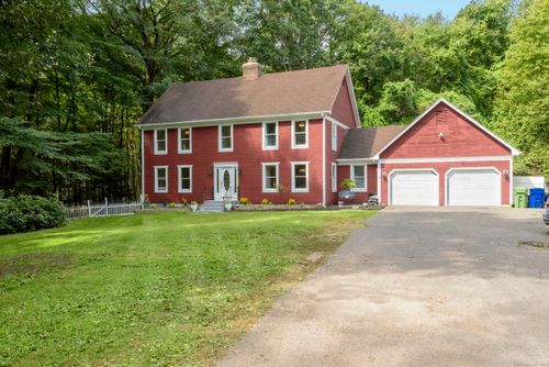 63 Stage Coach Rd, Windsor, CT, 06095-1243 | Card Image