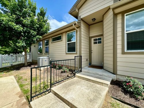 unit-5-1701 Logan Dr, Round Rock, TX, 78664-2067 | Card Image