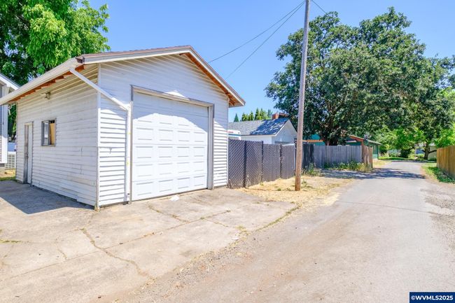 1836 Center St Ne, House other with 4 bedrooms, 1 bathrooms and null parking in Salem OR | Image 45