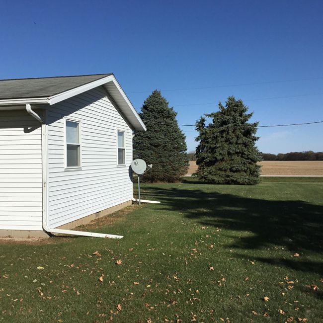 17583 Commercial Point Road, Sold in Circleville Zoocasa
