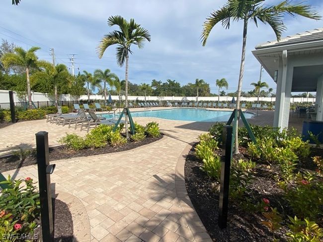 1023 Enbrook Loop, House attached with 2 bedrooms, 2 bathrooms and null parking in NAPLES FL | Image 13