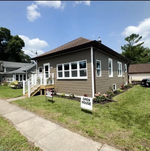 120 &amp; 114 W Washington Street, POYNETTE, WI, 53955 | Card Image