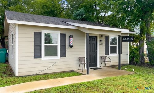 622 E 6th Ave, Belton, TX, 76513-2707 | Card Image
