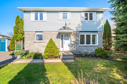 10 Ristau Cres, Kitchener, ON, N2E3A8 | Card Image