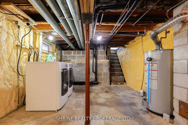 853 Queens Ave, House other with 3 bedrooms, 1 bathrooms and 2 parking in London ON | Image 17