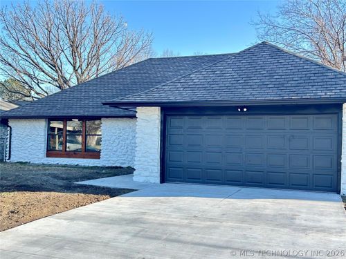 10114 E 23rd St, Tulsa, OK, 74129-4611 | Card Image