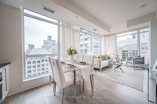 1502-30 Nelson St, Toronto, ON, M5V0H5 | Card Image