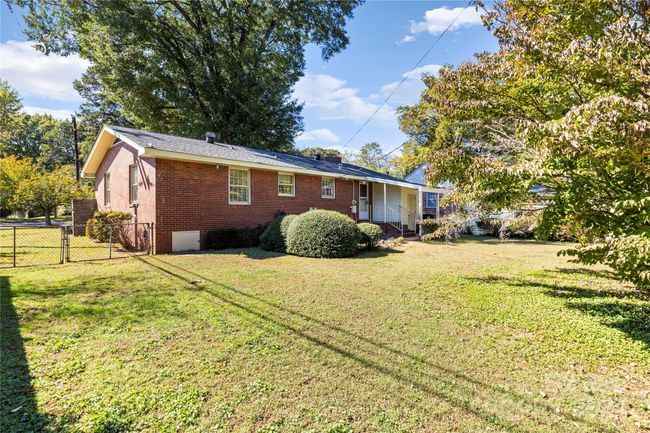 549 Scaleybark Rd, House other with 3 bedrooms, 2 bathrooms and null parking in Charlotte NC | Image 28