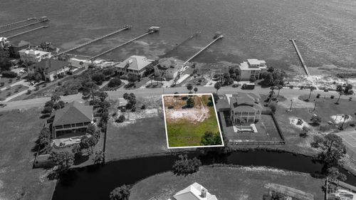 5639 Grande Lagoon Blvd, Pensacola, FL, 32507-9008 | Card Image