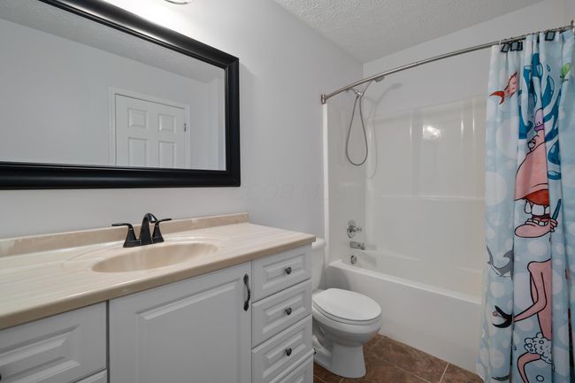 5536 Winchester Meadows Dr, House other with 5 bedrooms, 4 bathrooms and null parking in Canal Winchester OH | Image 27
