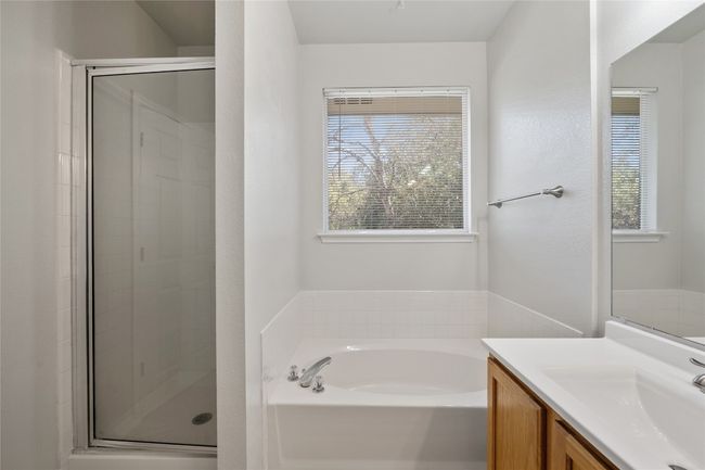 5709 Hudson Bend Rd, House other with 4 bedrooms, 2 bathrooms and 4 parking in Austin TX | Image 17