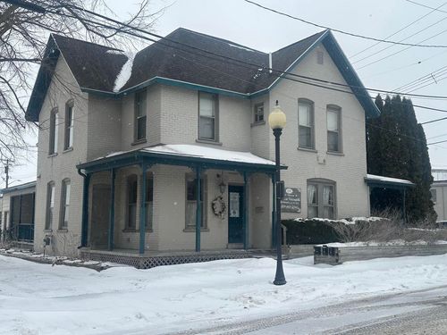 119 S Heisterman St, Bad Axe, MI, 48413-1719 | Card Image