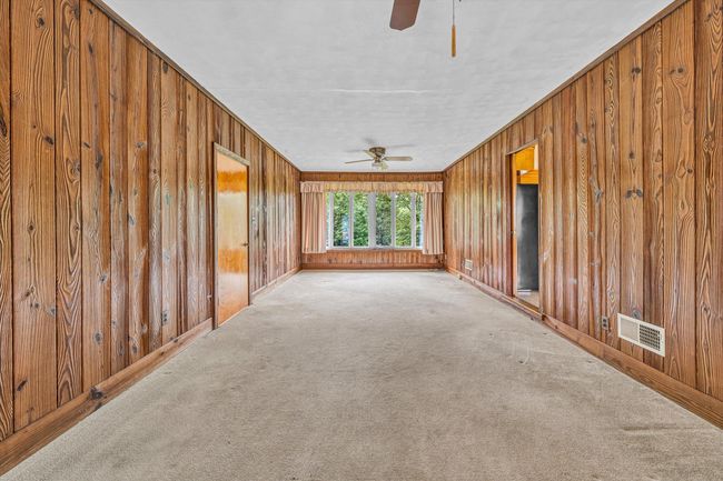 Den | Image 10
