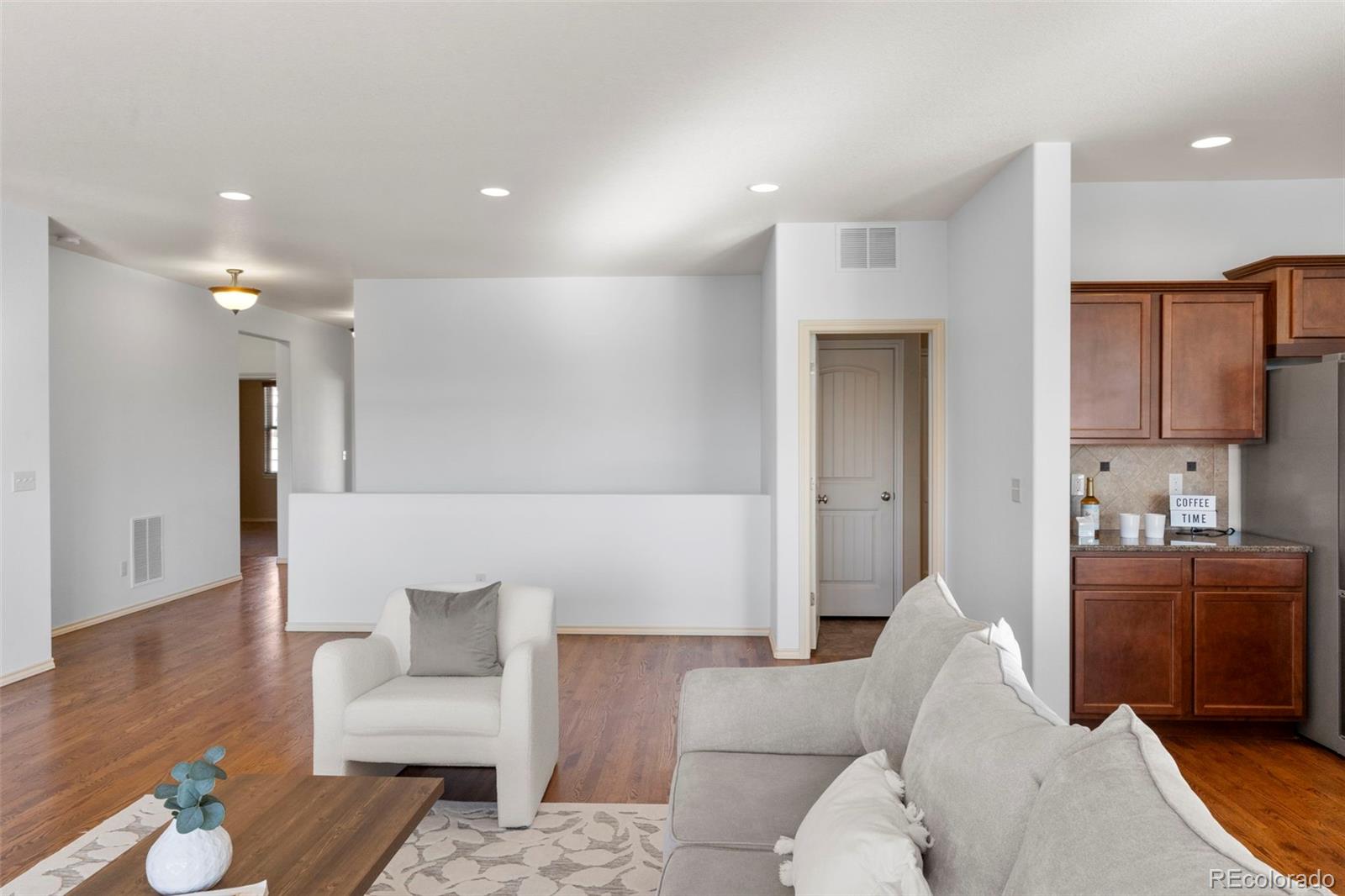Residential in Monument 4