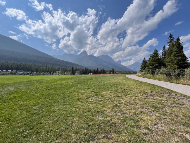 201 - 2100B Stewart Creek Dr, Condo with 2 bedrooms, 3 bathrooms and 1 parking in Canmore AB | Image 41