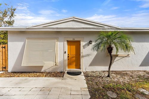 513 E Whitney Dr, Jupiter, FL, 33458-4212 | Card Image