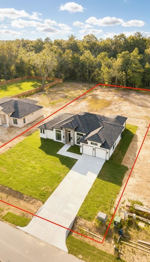 1156 Spanish Drive, Dayton, TX, 77535 | Card Image