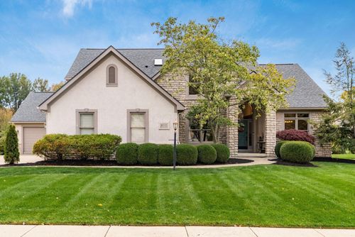 8512 Fallgold Ln, Westerville, OH, 43082-8670 | Card Image