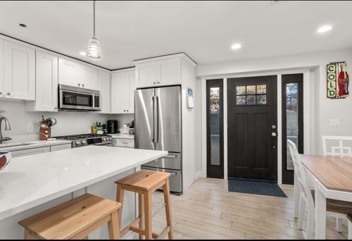 12-142 Pleasant St, Winthrop, MA, 02152-2000 | Card Image