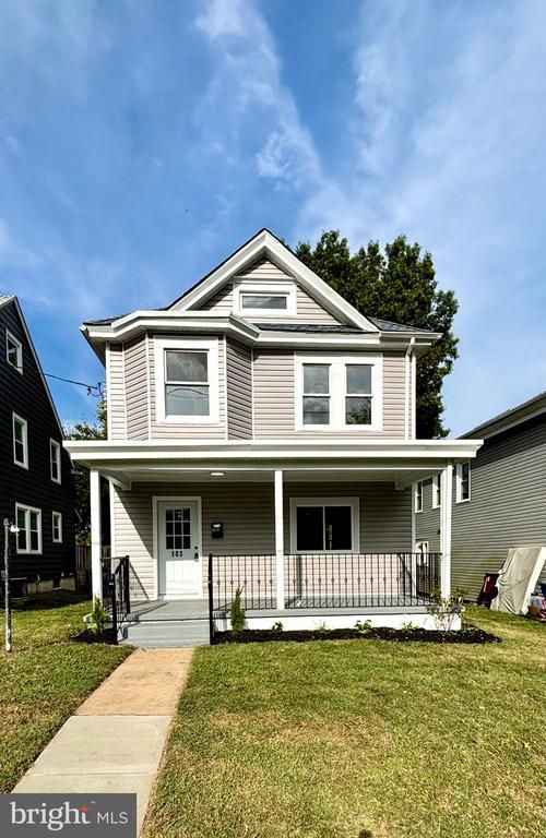 103 Broad St, SAINT GEORGES, DE, 19733-2001 | Card Image