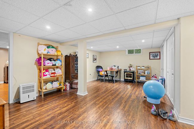 86 Kidd Dr, House other with 4 bedrooms, 3 bathrooms and 4 parking in Amherstview ON | Image 34