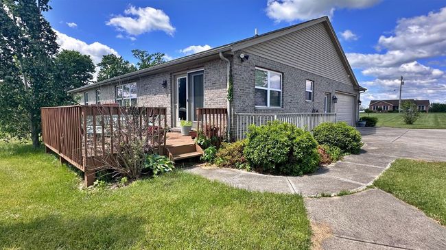 2009 Carolina Trace Rd, House other with 3 bedrooms, 2 bathrooms and null parking in West Harrison IN | Image 4