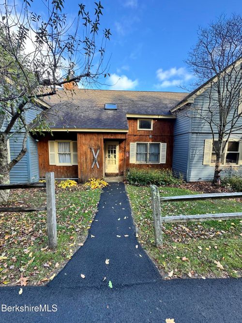 62 Corey Rd, Hancock, MA, 01237 | Card Image