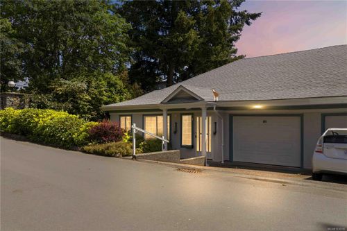 81-14 Erskine Lane, View Royal, BC, V8Z7S7 | Card Image