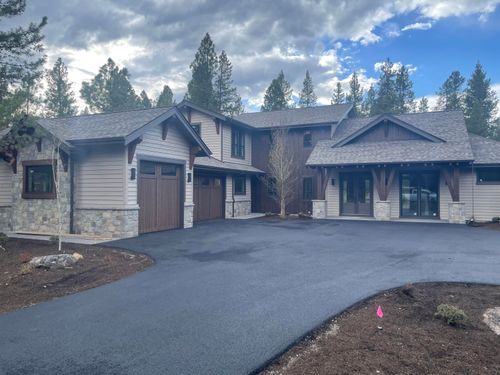 174-56322 Fireglass Loop, Bend, OR, 97707-2557 | Card Image