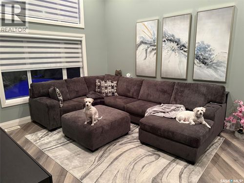 303 Brookmore Cres, Saskatoon, SK, S7V0B1 | Card Image