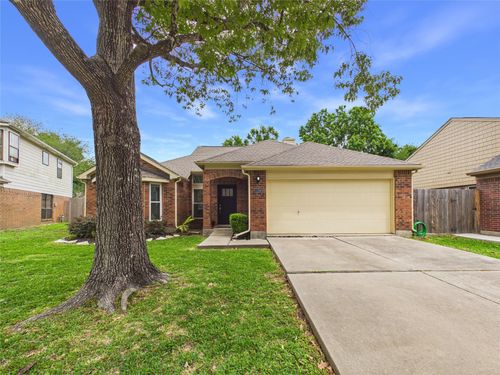 1210 Berkeley Lake Ln, Houston, TX, 77062-2007 | Card Image
