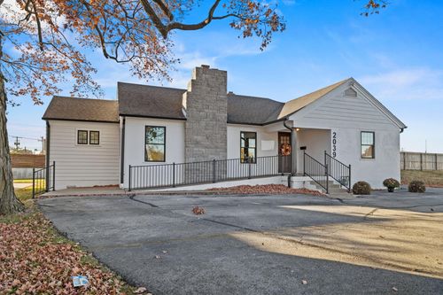 2039 S Brentwood Blvd, Springfield, MO, 65804-2536 | Card Image